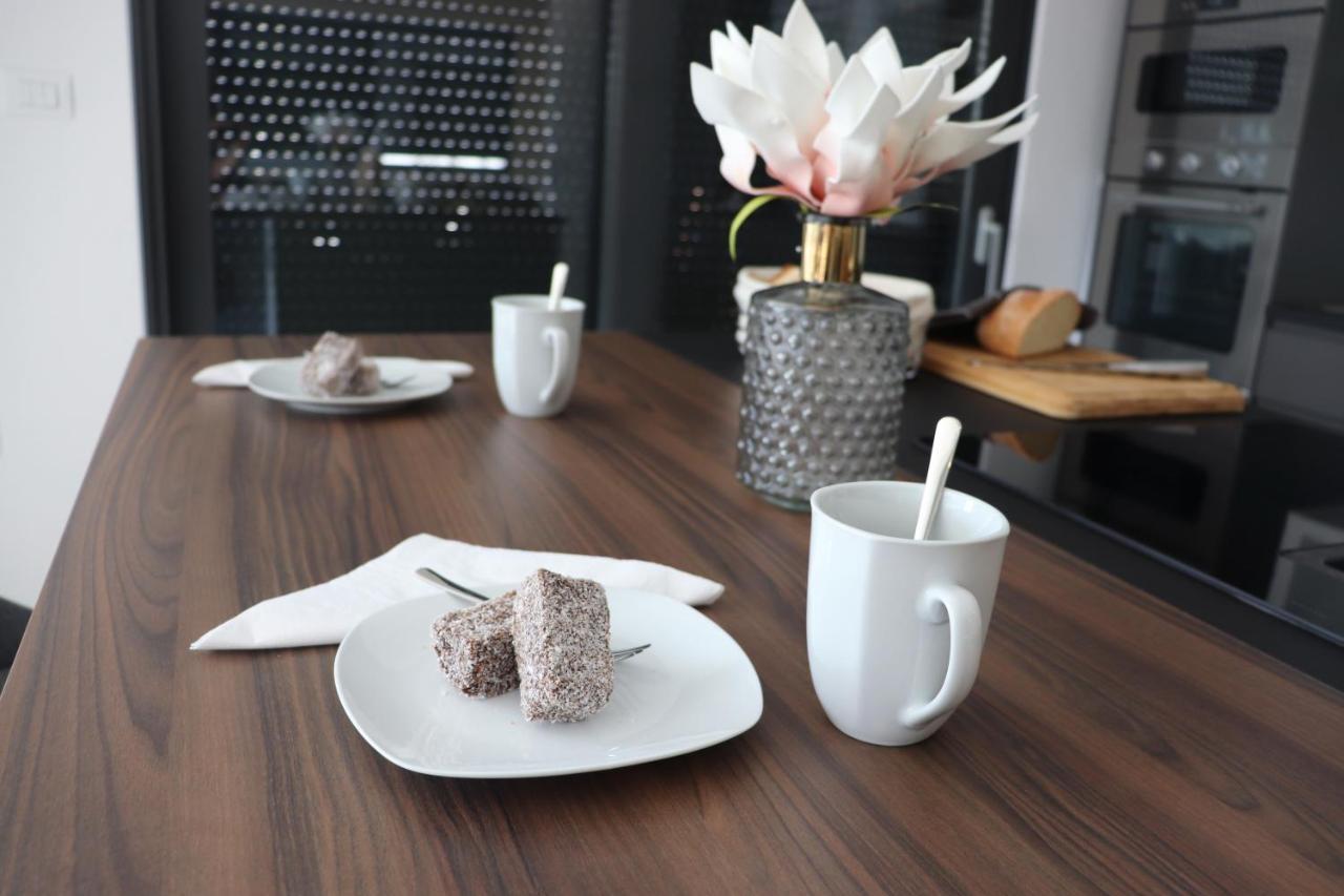 Meerbrise - Luxury Villa บานโจเล ภายนอก รูปภาพ
